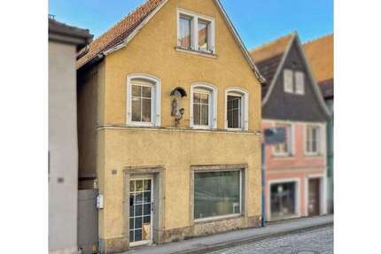 Haus Kronach - 6 Zimmer, 140 m&sup2;, 99.000&euro; | Angebot:24740096