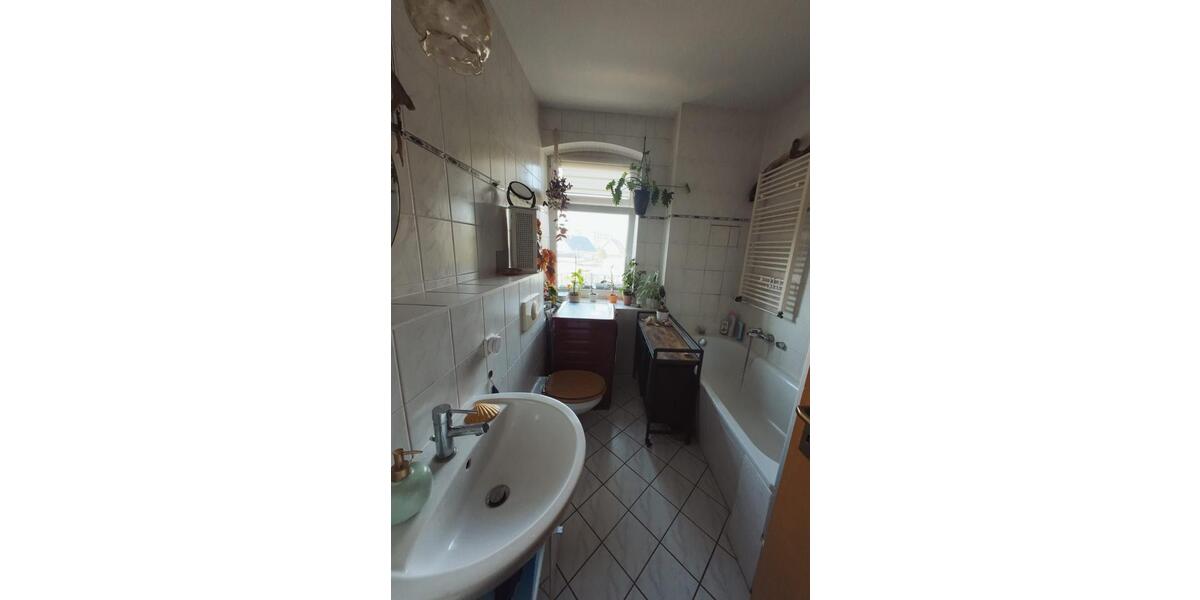 Etagenwohnung Weißenfels - 2 Zimmer, 53 m&sup2;, 340&euro; | Angebot:26403163