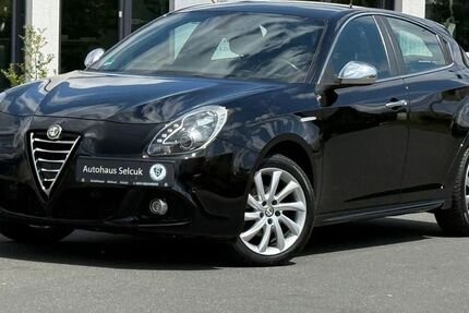 Alfa Romeo Giulietta 112.000 km 7.490 &euro; Fürth (bei Nürnberg) 90768