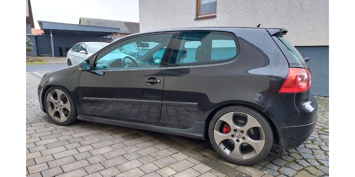VW Golf 246.740 km 3.700 &euro; Künzell 36093
