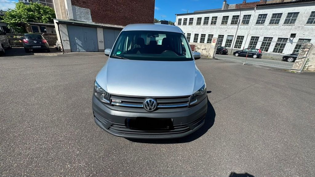 VW Caddy 228.000 km 11.500 &euro; Nachrodt Wiblingwerde 58769