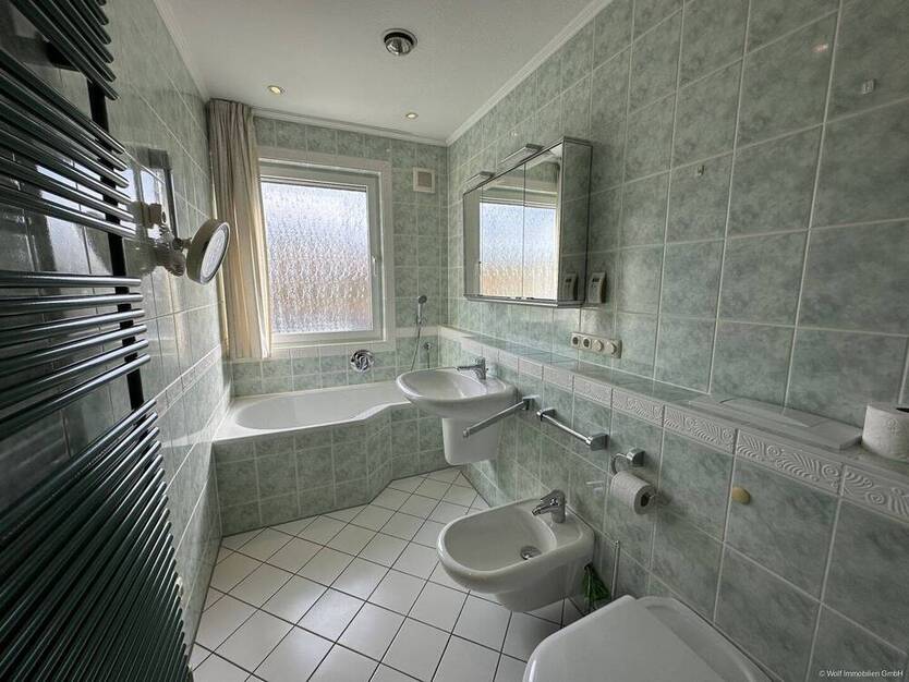 Herrlicher Bungalow in Feldrandlage mit Garten (exklusive EinliegerWohnung)