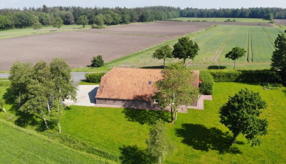 Kernsanierter Resthof mit Nebenflächen, Landzukauf möglich