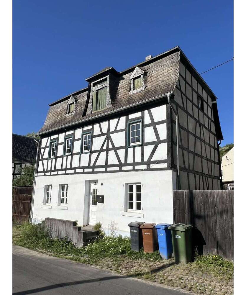 Haus zum Kaufen in Bad Hönningen 190.000 € 114 m²