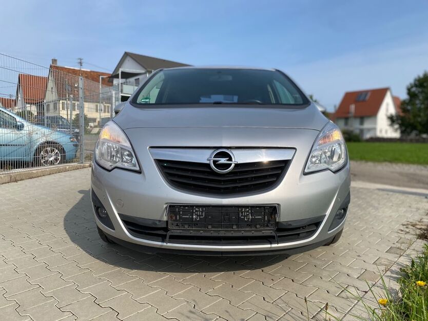 Opel Meriva 180.500 km 4.499 € Rangendingen 72414