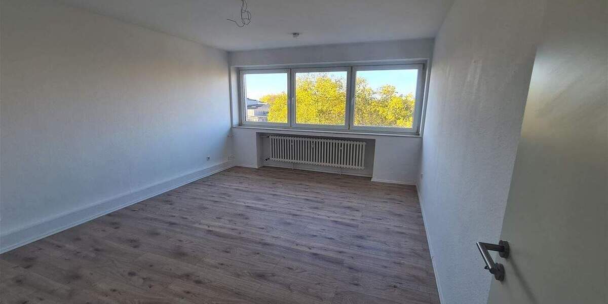 Etagenwohnung Dinslaken Innenstadt - 2 Zimmer, 73 m&sup2;, 495&euro; | Angebot:25699296