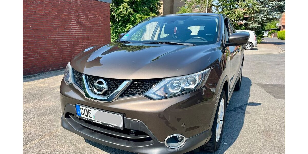 Nissan Qashqai 141.000 km 9.500 &euro; Dülmen 48249