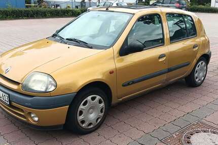 Renault Clio 213.500 km 250 € Nürtingen 72622