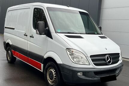 Mercedes-Benz Sprinter 270.000 km 6.900 &euro; Bad Vielbel 61118