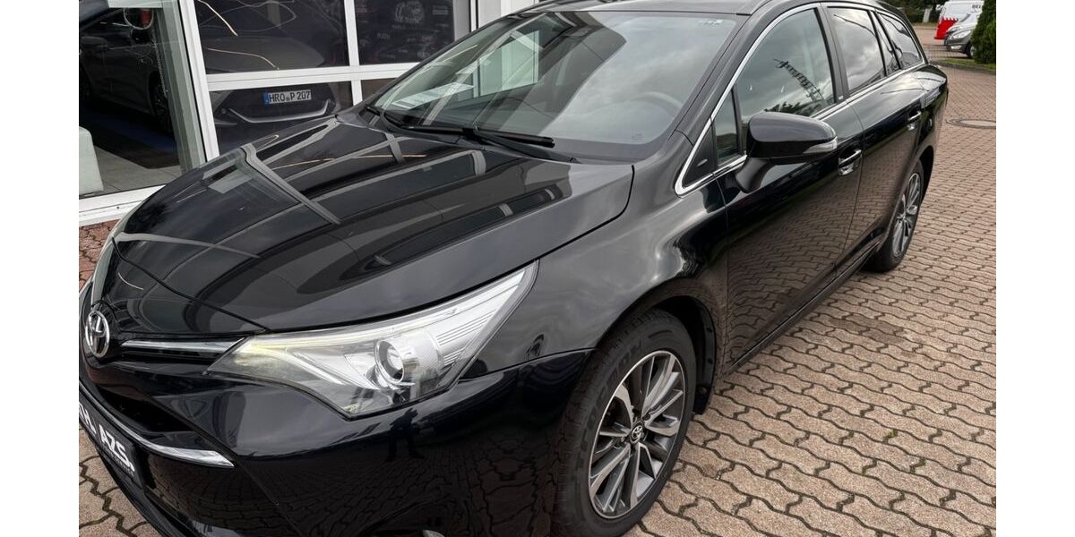 Toyota Avensis 97.416 km 16.890 &euro; Rostock 18059