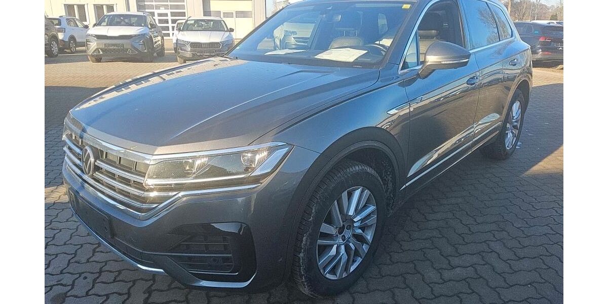 VW Touareg 90.000 km 52.970 &euro; Helmstedt 38350