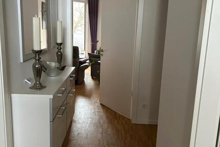 Haus Malente - 2 Zimmer, 73 m&sup2;, 1.160&euro; | Angebot:26123320