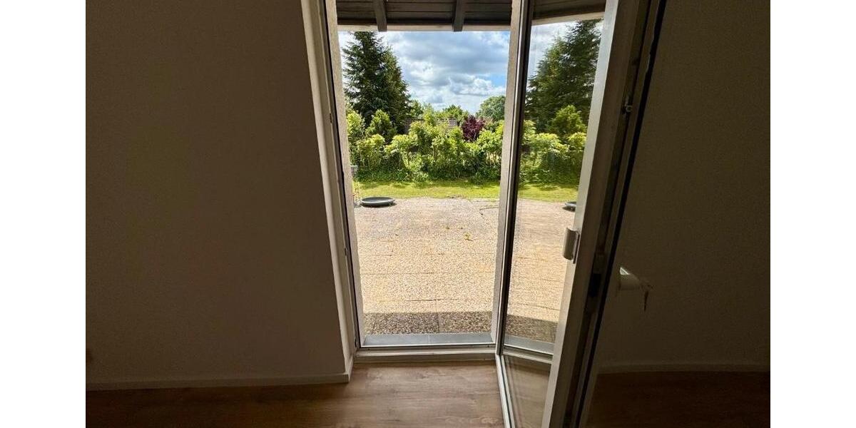 Erdgeschoßwohnung Rühen - 2 Zimmer, 57 m&sup2;, 550&euro; | Angebot:25221831