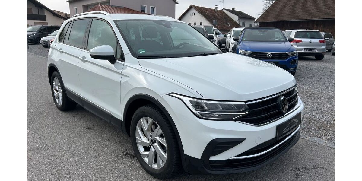 VW Tiguan 63.000 km 21.990 &euro; Roding 93426