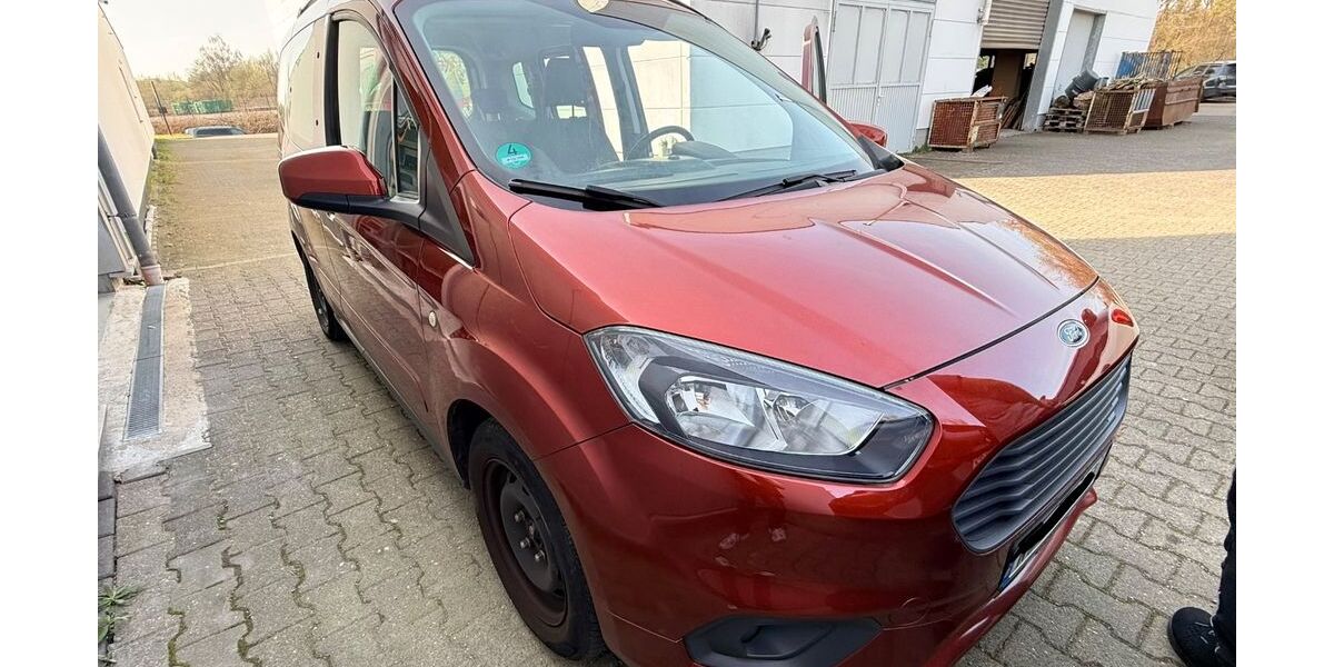 Ford Tourneo Courier 115.000 km 9.500 &euro; Wuppertal 42115