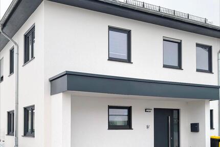 Traumhafte Doppelhaushälfte mit Garten zum 01.03.2026 5 zimmer