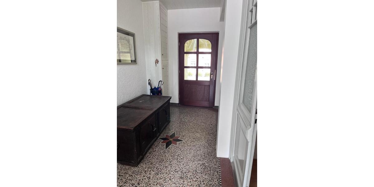 Einfamilienhaus Osterburg (Altmark) - 8 Zimmer, 210 m&sup2;, 239.000&euro; | Angebot:27068201