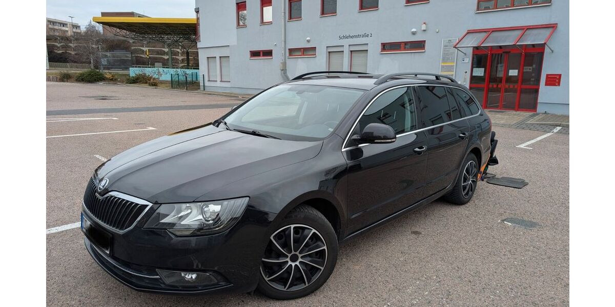 Skoda Superb 181.000 km 10.700 &euro; Dresden 01169