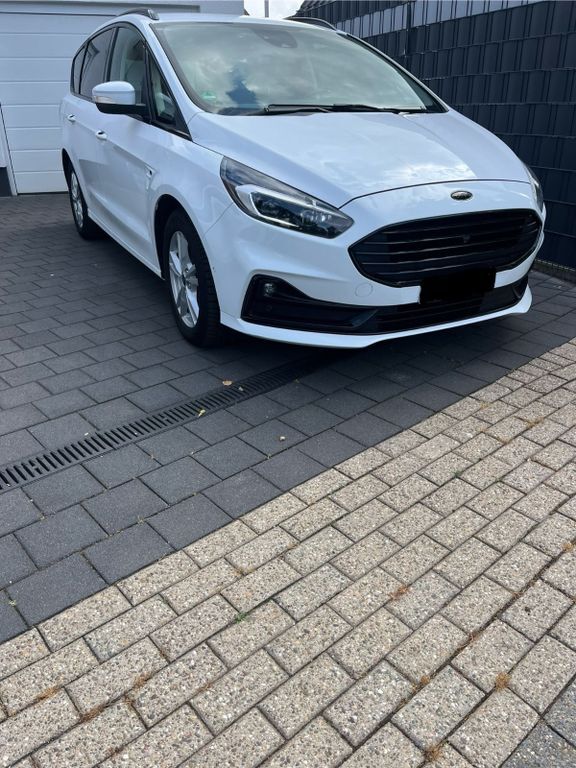 Ford S-Max 142.500 km 17.950 € Moers 47441