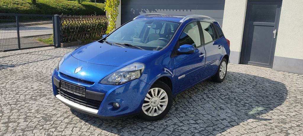 Renault Clio 136.716 km 3.200 &euro; Glashütte (OT Hirschbach) 01768