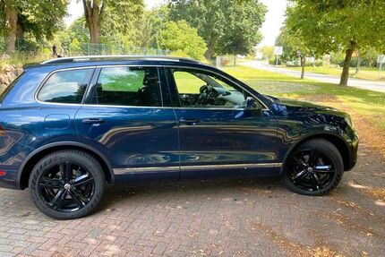 VW Touareg 138.000 km 18.900 &euro; Holthusen 19075