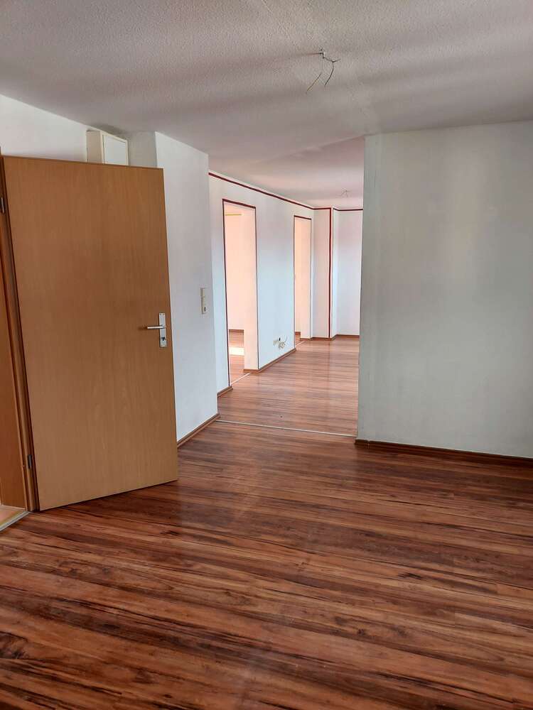 Wohnung zum Mieten in Bitterfeld-Wolfen 423 € 65 m²