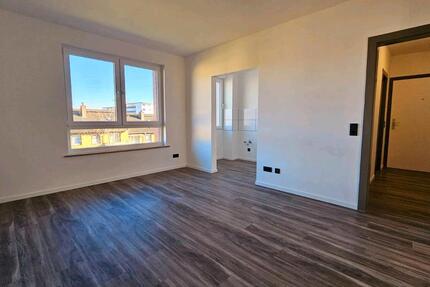 Kernsanierte 2 Zi Whg zu verkaufen 2 zimmer