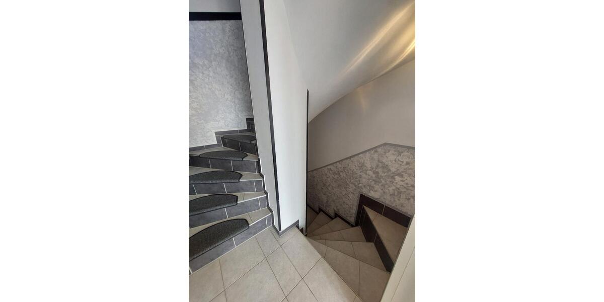 Einfamilienhaus Baesweiler - 8 Zimmer, 143 m&sup2;, 450.000&euro; | Angebot:25871723