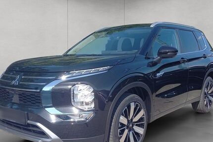 Mitsubishi Plug-in Hybrid Outlander 8.500 km 45.950 &euro; Frankfurt 60386