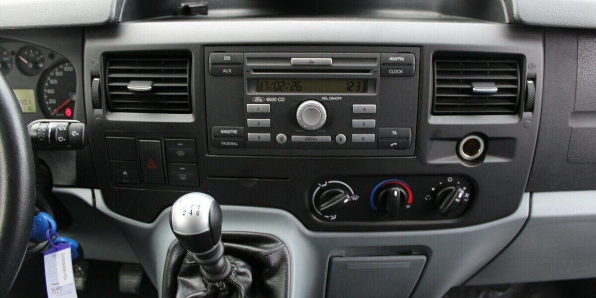 Ford Transit 300 L TDCi VA Trend - 9-Sitzer - 72.380 km 12.980 &euro; Euskirchen 53881