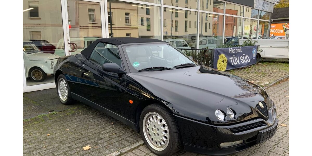 Alfa Romeo Spider 51.520 km 12.990 &euro; Düsseldorf 40591