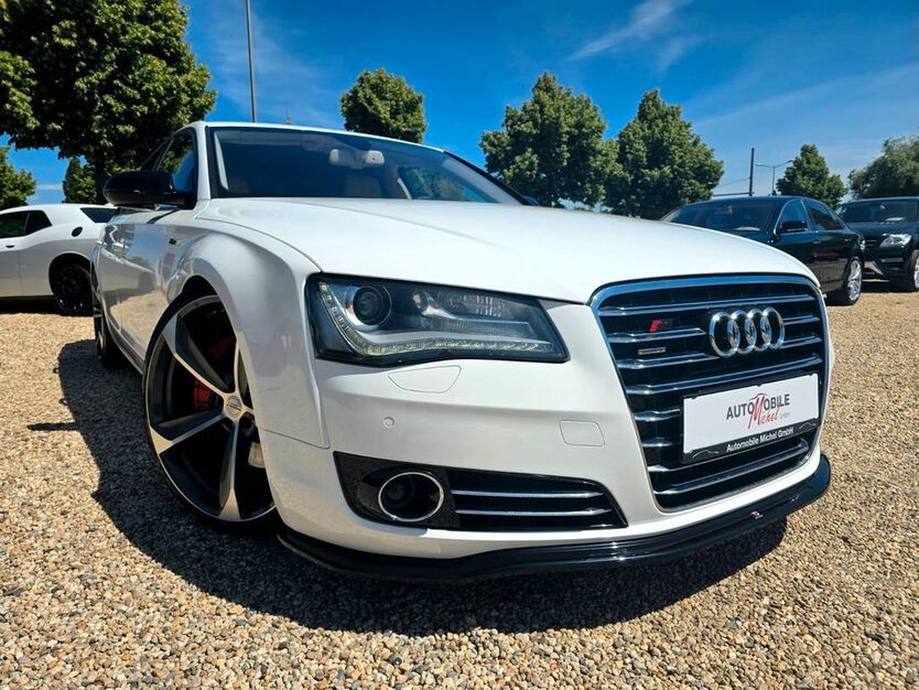 Audi A8 139.270 km 20.990 € Leipzig 04179