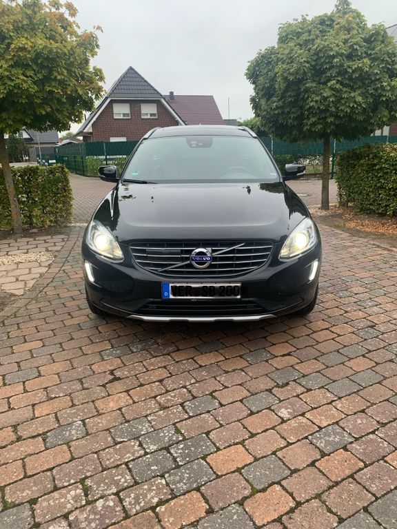 Volvo XC60 140.000 km 21.300 € Verden 27283