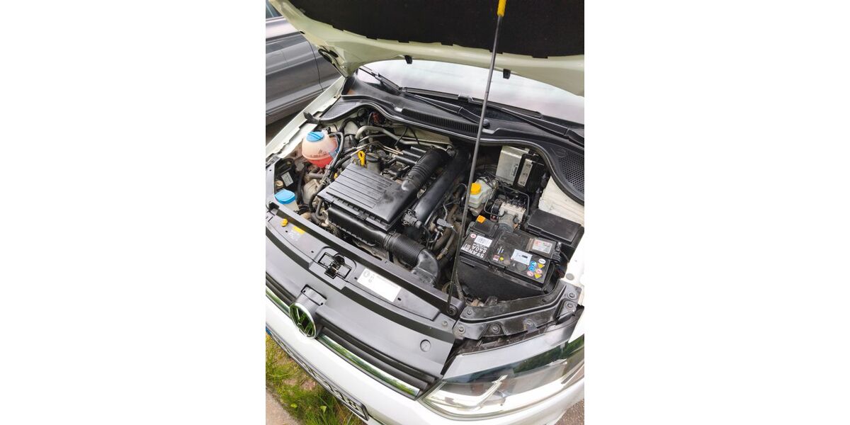 VW Polo 122.272 km 7.990 &euro; Lemwerder 27809