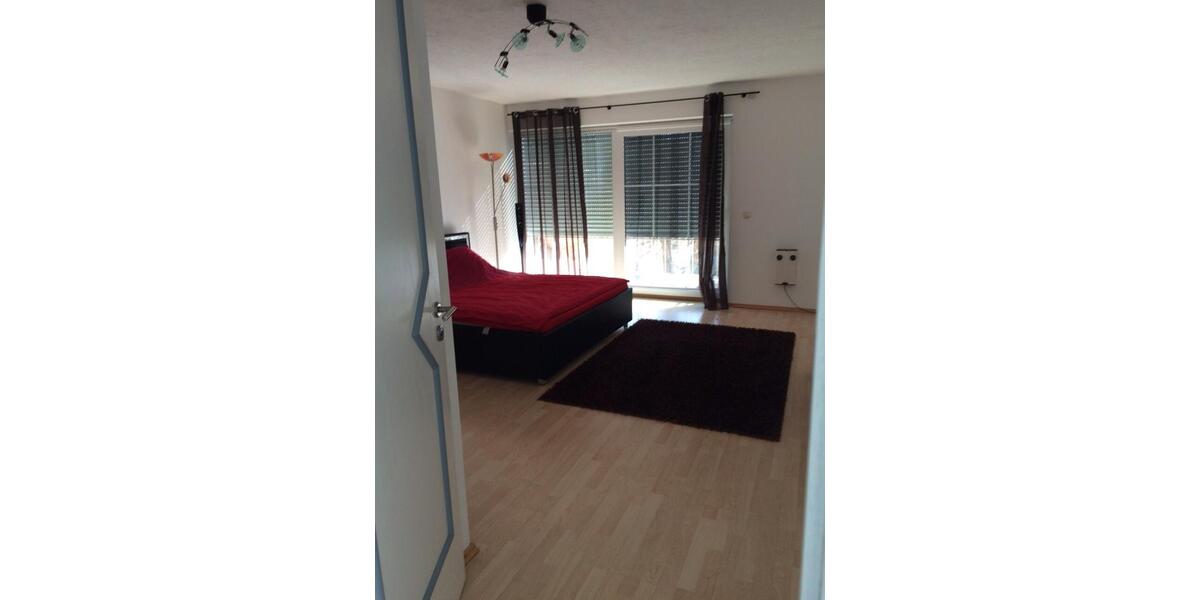 Doppelhaushälfte Freising Am Vogelherd - 5 Zimmer, 200 m&sup2;, 2.500&euro; | Angebot:25977750
