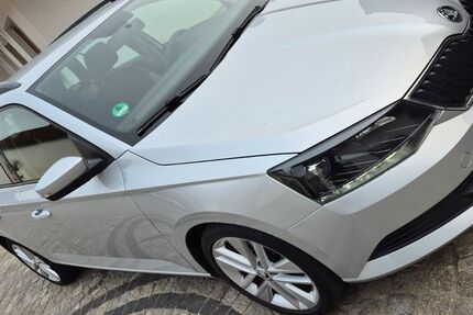Skoda Fabia 166.300 km 7.150 &euro; Cottbus 03044