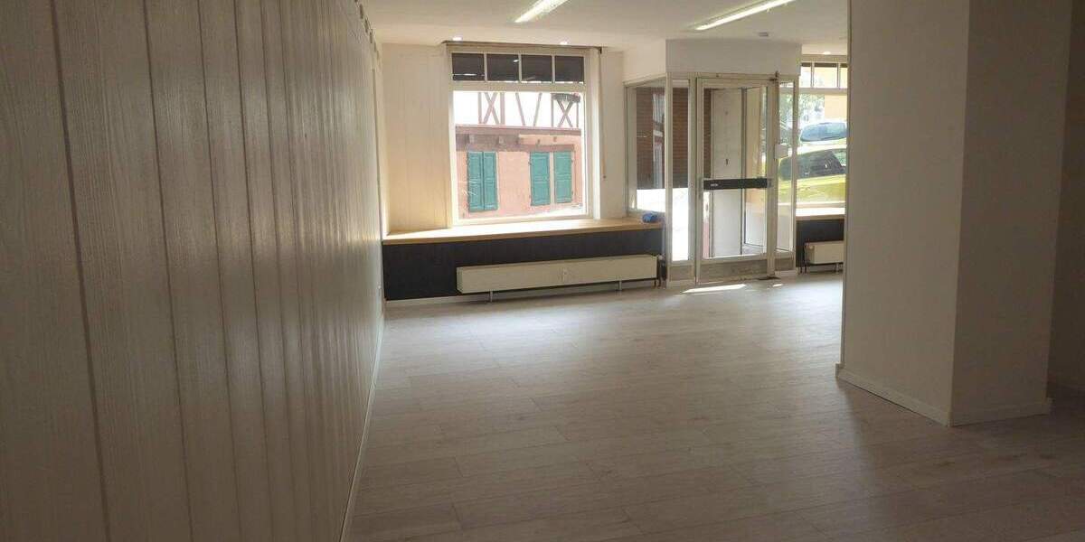 Gewerbeobjekt Gernsbach - 2 Zimmer, 600&euro; | Angebot:26358597