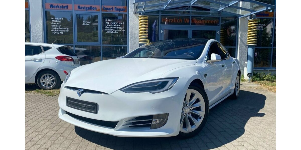 Tesla Model S 75 FreeSupercharger*CCS Adapter*Sitzh.*Aut 99.890 km 39.990 &euro; Rudolstadt 07407