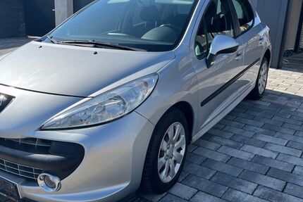 Peugeot 207 139.000 km 2.600 &euro; Bad-Dürrheim 78073