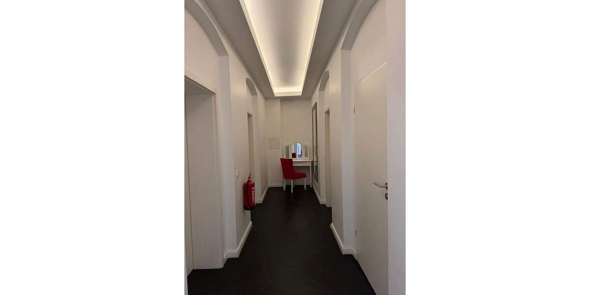 Gewerbeobjekt Halle Büschdorf - 2 Zimmer, 750.000&euro; | Angebot:25782556