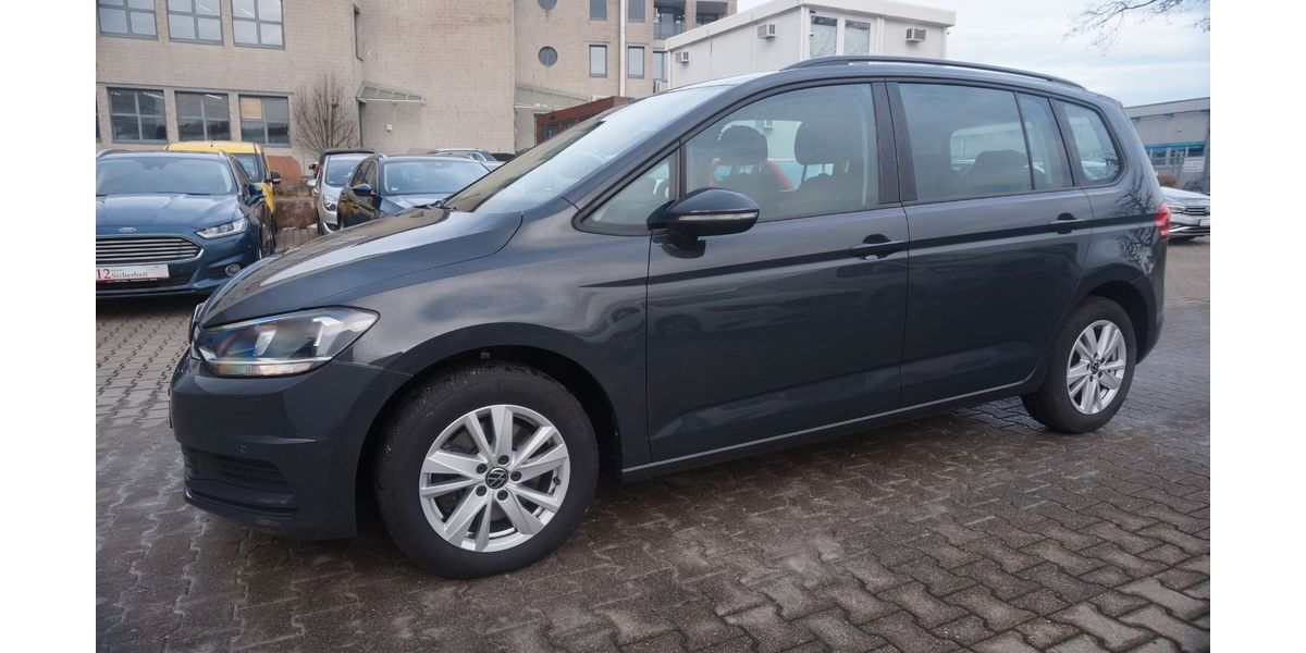 VW Touran 122.704 km 21.950 &euro; Nufringen/Stuttgart 71154