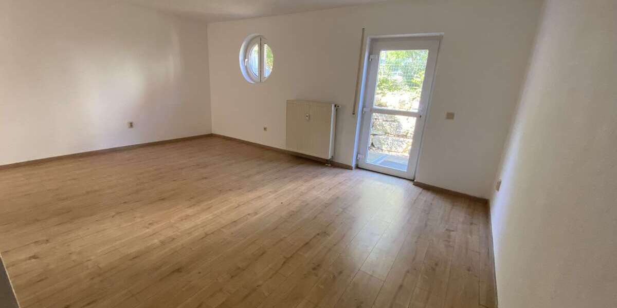 Wohnung zum Mieten in Arzberg - Triestewitz 210 € 34.5 m² 1 zimmer
