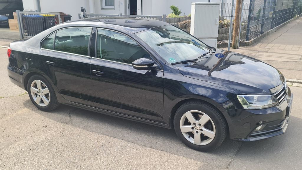 VW Jetta 116.000 km 9.900 &euro; Esslingen am Neckar 73728