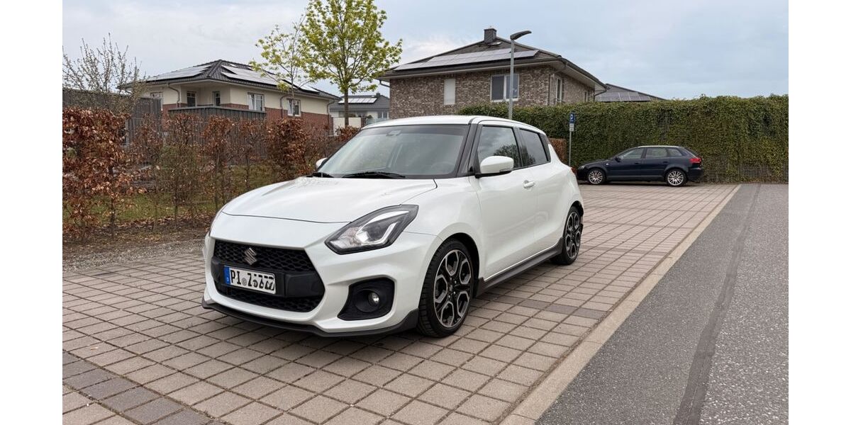 Suzuki Swift 48.000 km 16.900 &euro; Halstenbek 25469