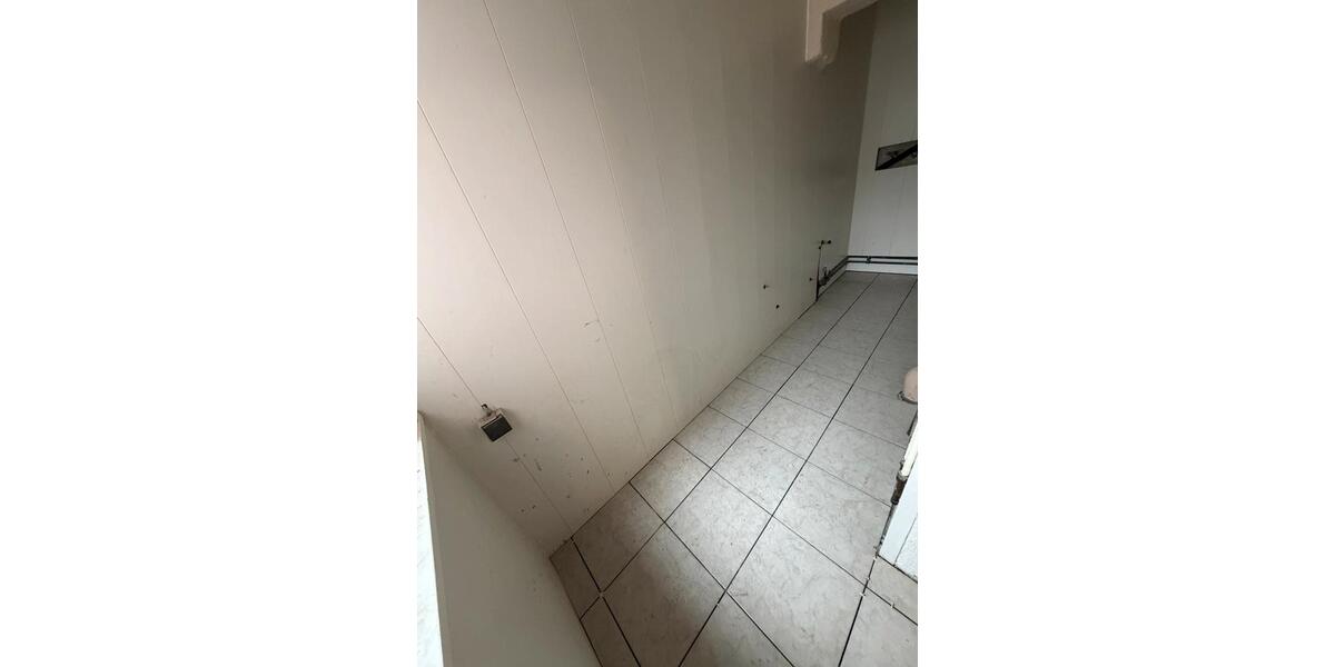 Erdgeschoßwohnung Saarbrücken West - 3 Zimmer, 72 m&sup2;, 650&euro; | Angebot:25546279