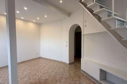 Wohnung zum Mieten in Leverkusen 1.100 € 80 m² 4 zimmer