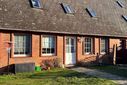 Wohnung Kasseburg - 3 Zimmer, 110 m&sup2;, 1.300&euro; | Angebot:24683200