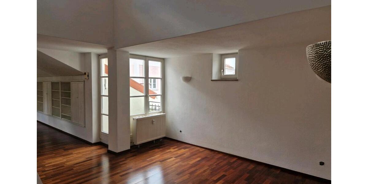 Etagenwohnung Wasserburg am Inn - 2.5 Zimmer, 90 m&sup2;, 1.250&euro; | Angebot:26375388