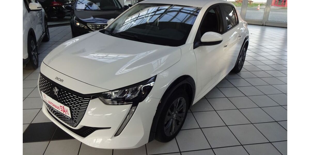 Peugeot 208 23.811 km 14.900 &euro; Werl 59457