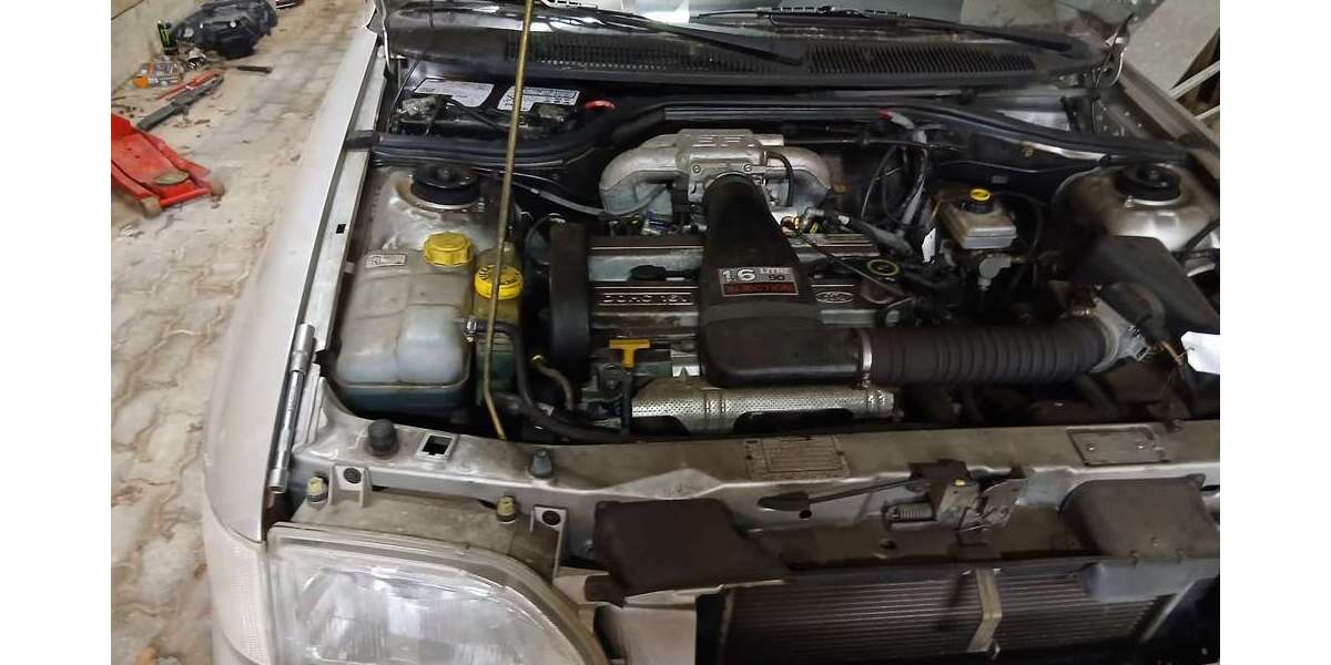 Ford Escort 53.000 km 2.500 &euro; Losheim am See 66679